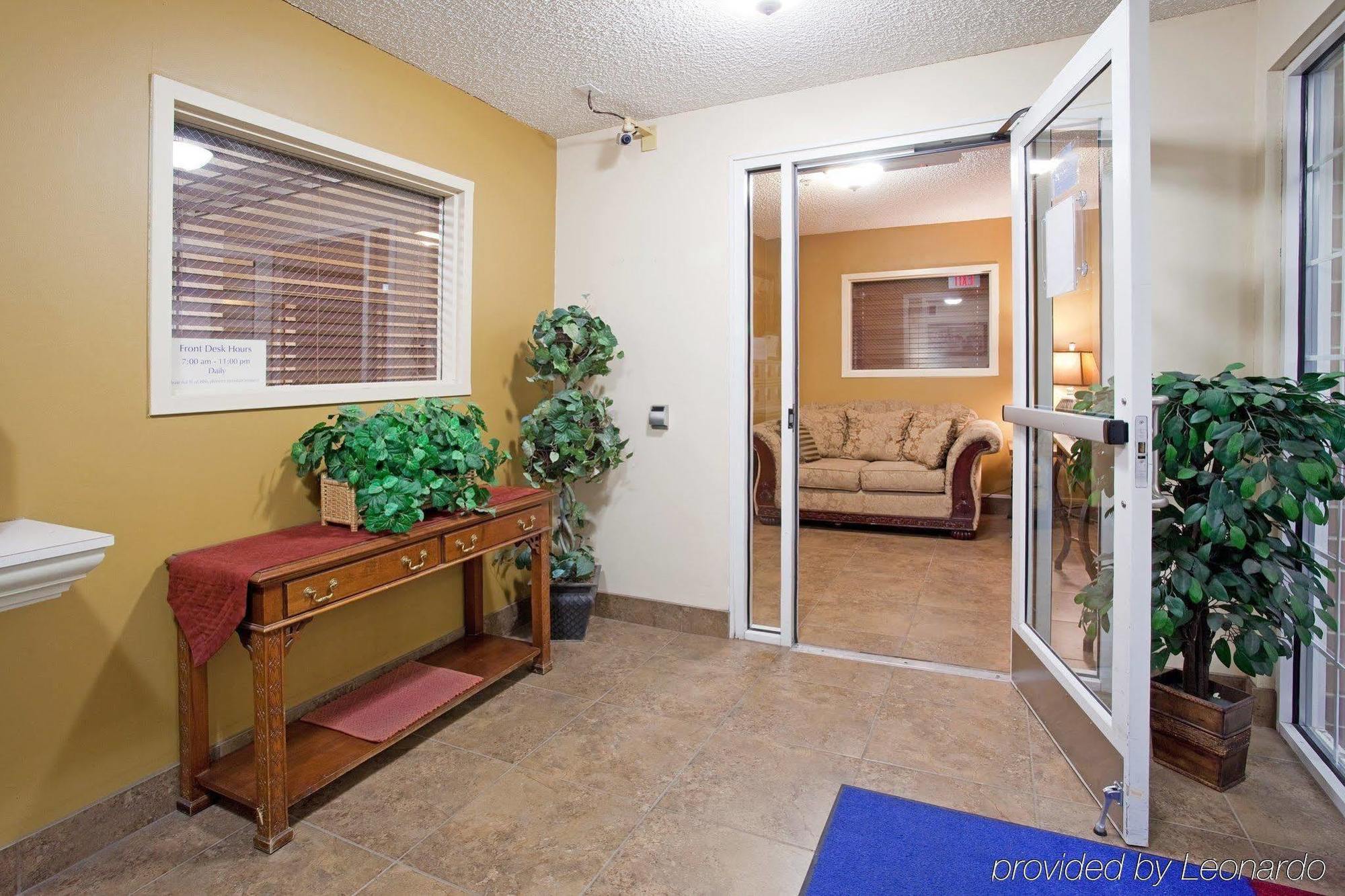 Sonesta Simply Suites Salt Lake City Airport Interior photo